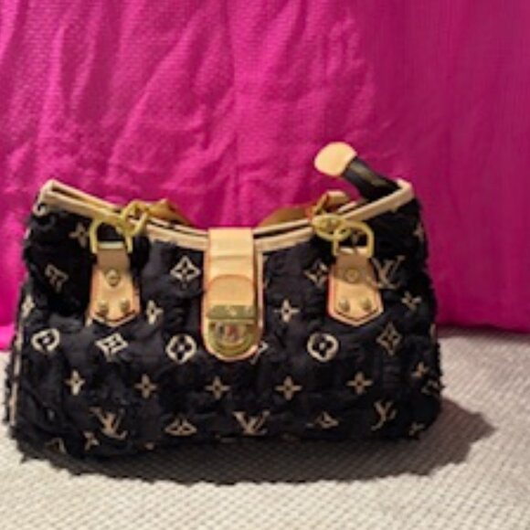 LV Fashion Bag. - Picture 1 of 4